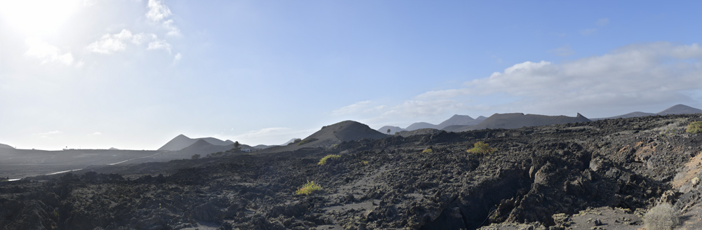 Preview schwarze lava landschaft.jpg